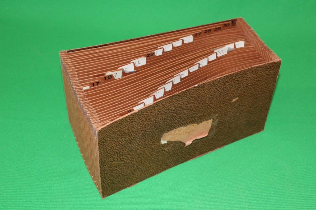 PMO-003-02.JPG