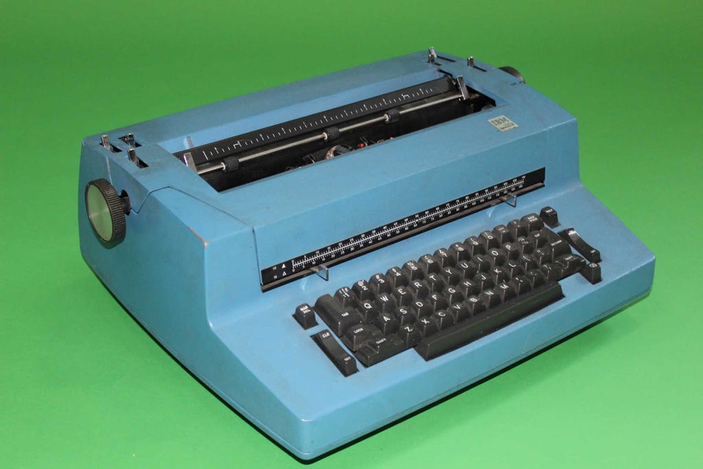 PEW-002-02.JPG