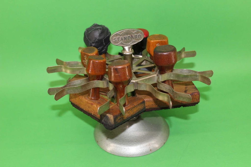 PMO-026-02.JPG