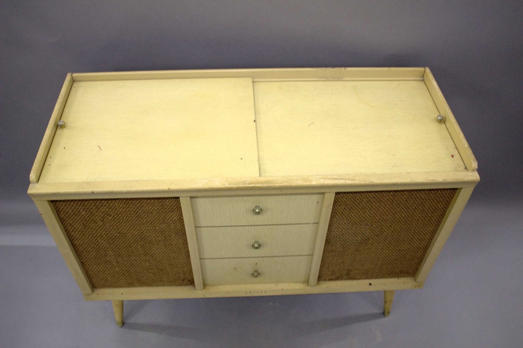 PER-087-03.jpg