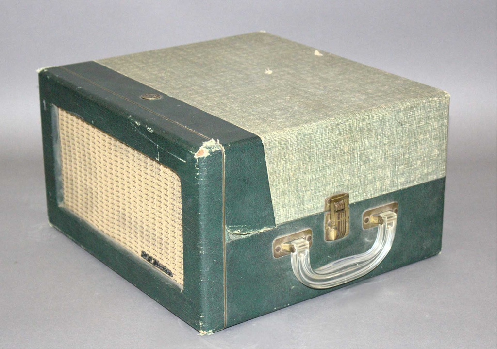 PER-079-02.jpg