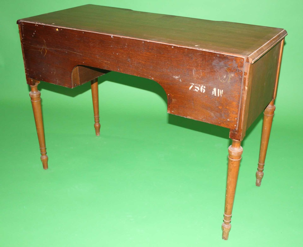 PFT-048-02.jpg