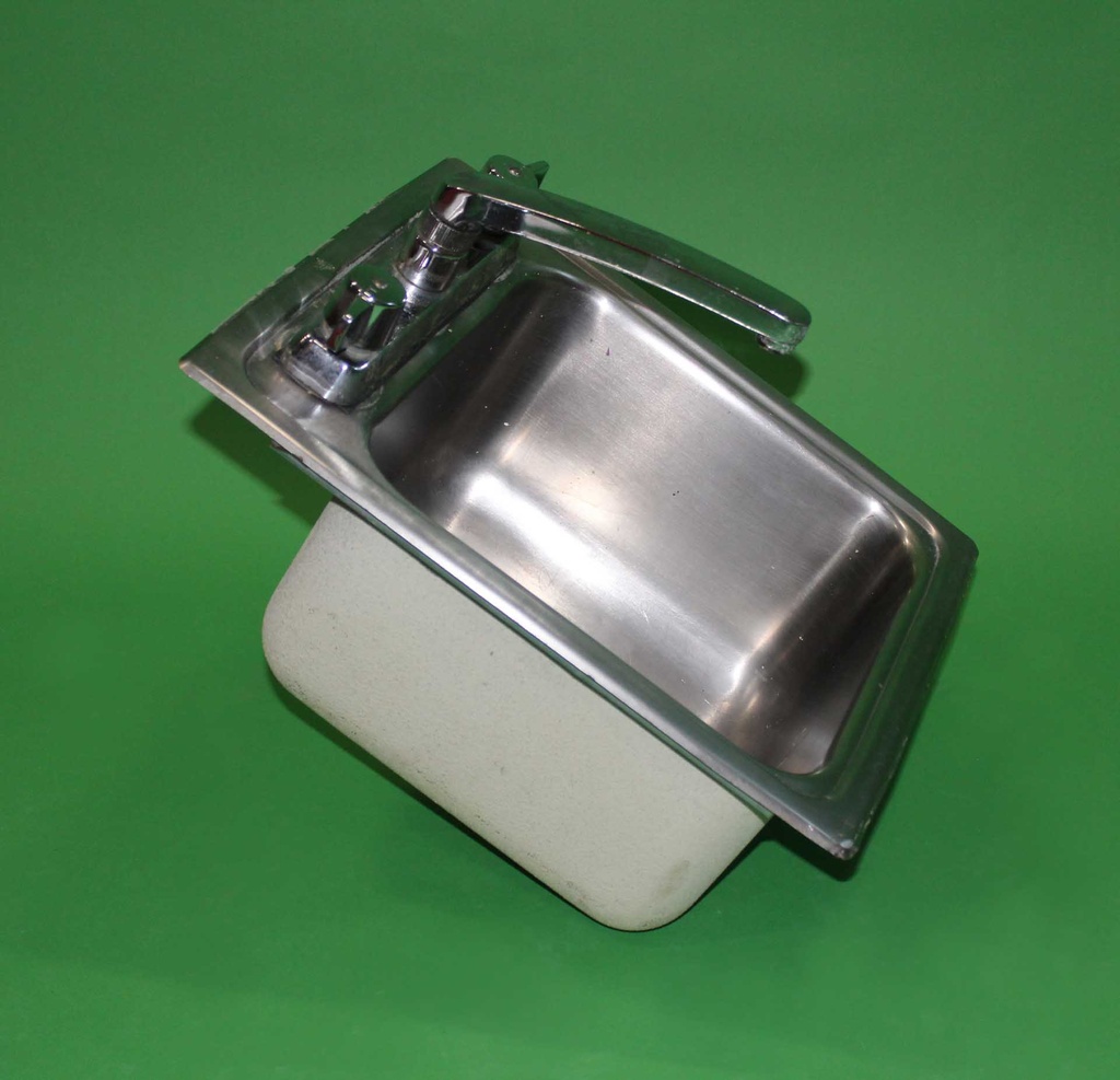 PFU-002-04.jpg