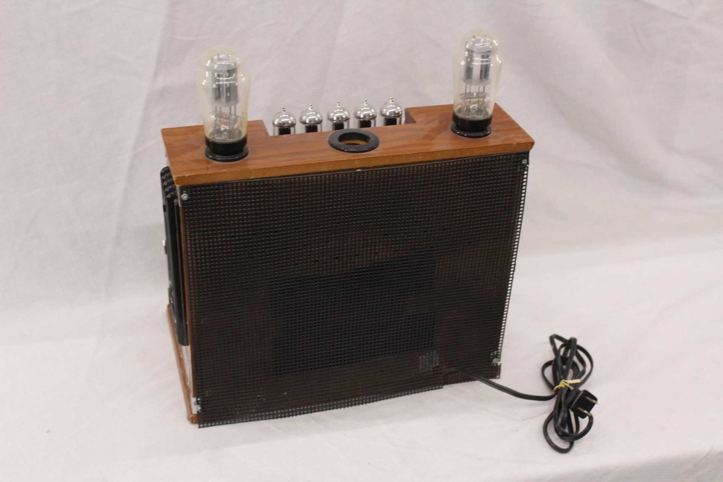 PER-063-04.JPG