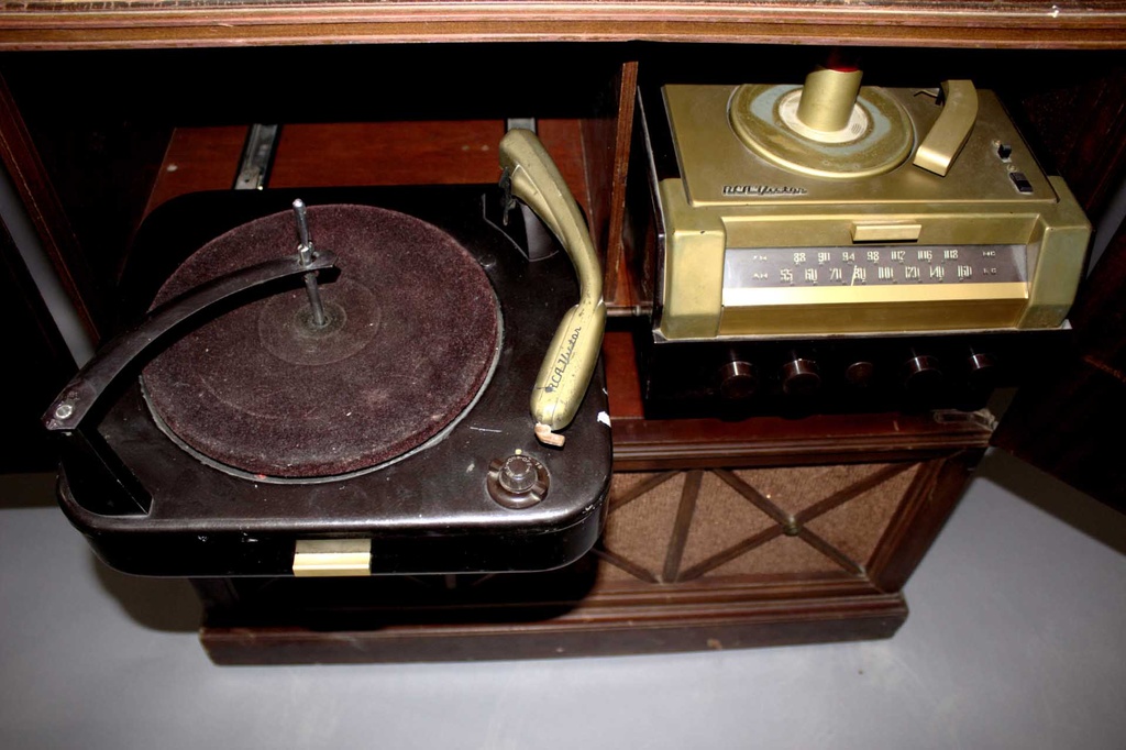PER-084-04.jpg
