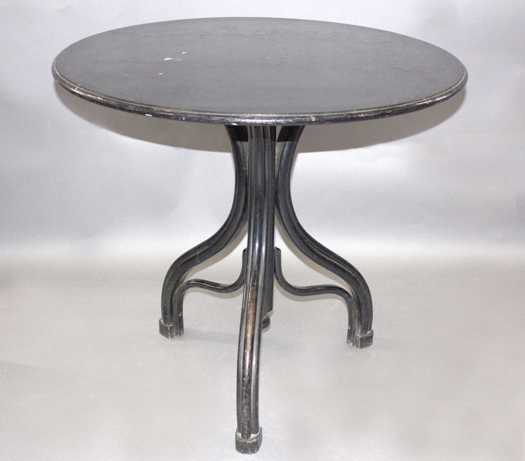 Round Table