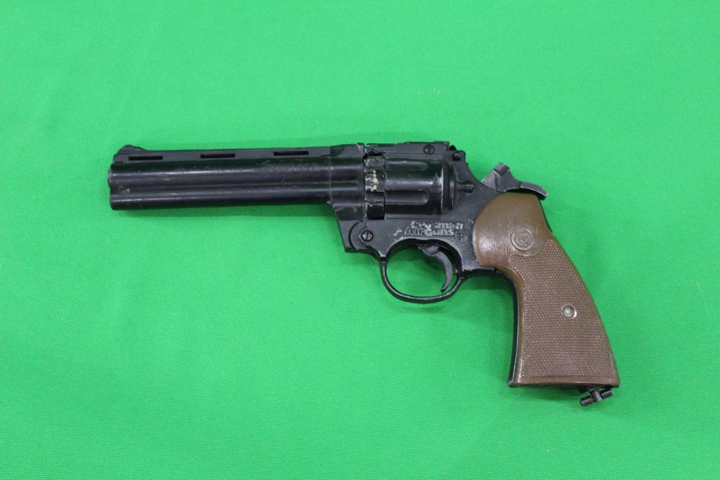 Revolver