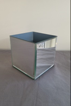 Large Mirror Cubes