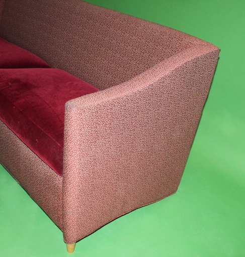 [PFL-021] Sofa