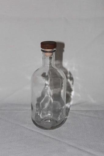 [PML-008] Capped Bottle