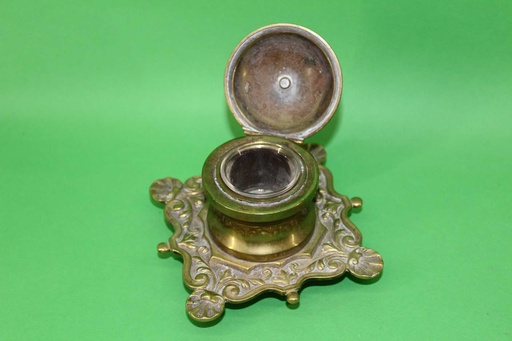 [PMO-061] Brass Inkwell