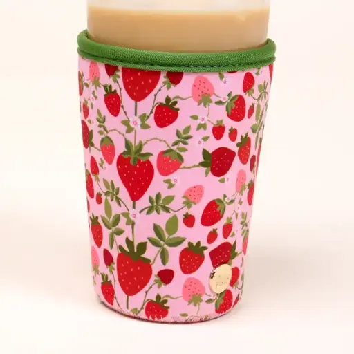 [BGO-SS-SIPSLV-STWB-L] Sip Savvy Strawberry Fields Large Drink Sleeve